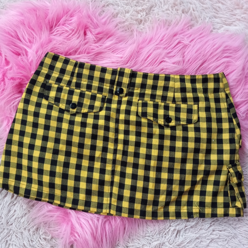 Clueless vibe Y2k Abbey Dawn by Avril Lavigne yellow & black plaid mini skirt! - Picture 5 of 6